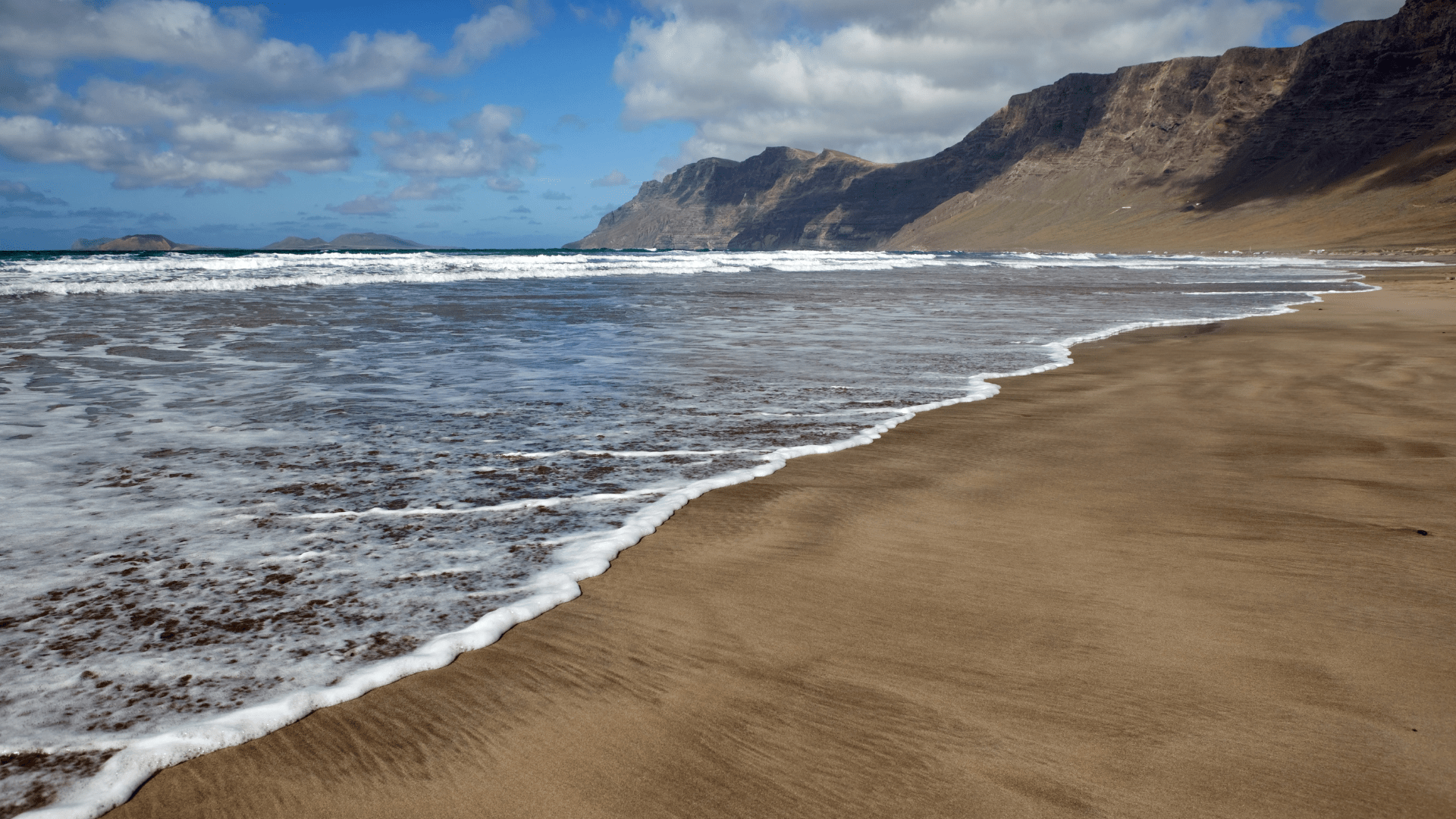 Famara